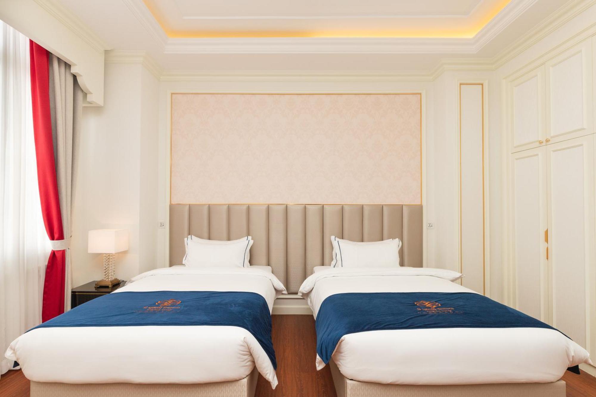 The Premier Palace Hotel And Spa Phnom Penh Ngoại thất bức ảnh